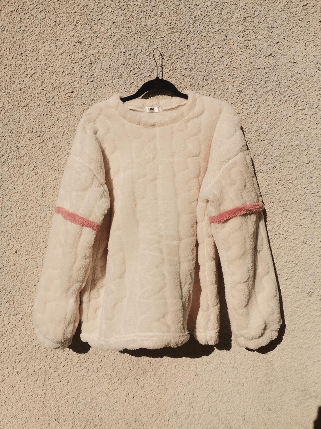 Pyjama style peluche femme – 2 pièces (haut crème & pantalon rose poudré)