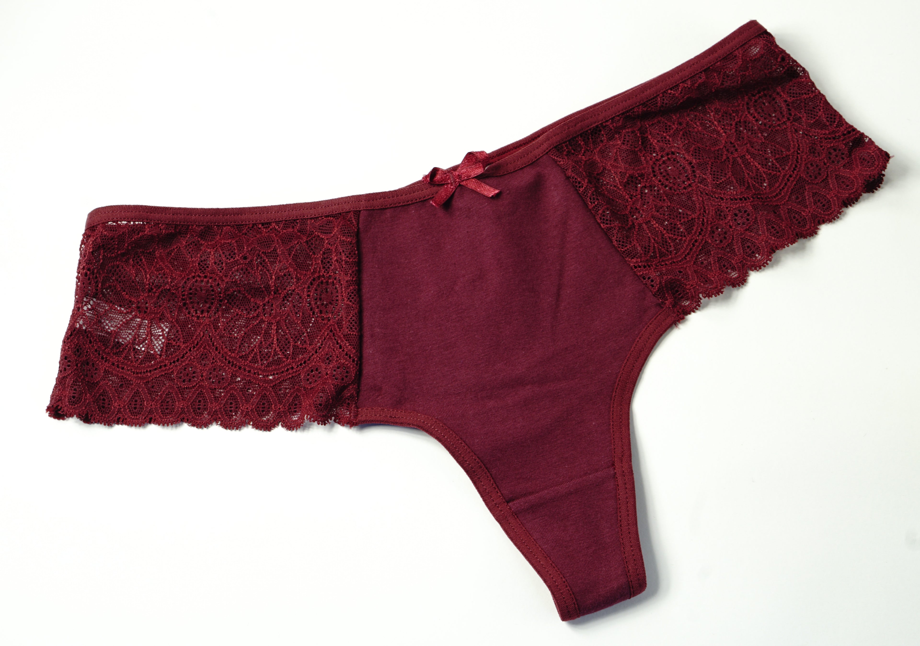 Panty String Blanca en Cotton et dentelles