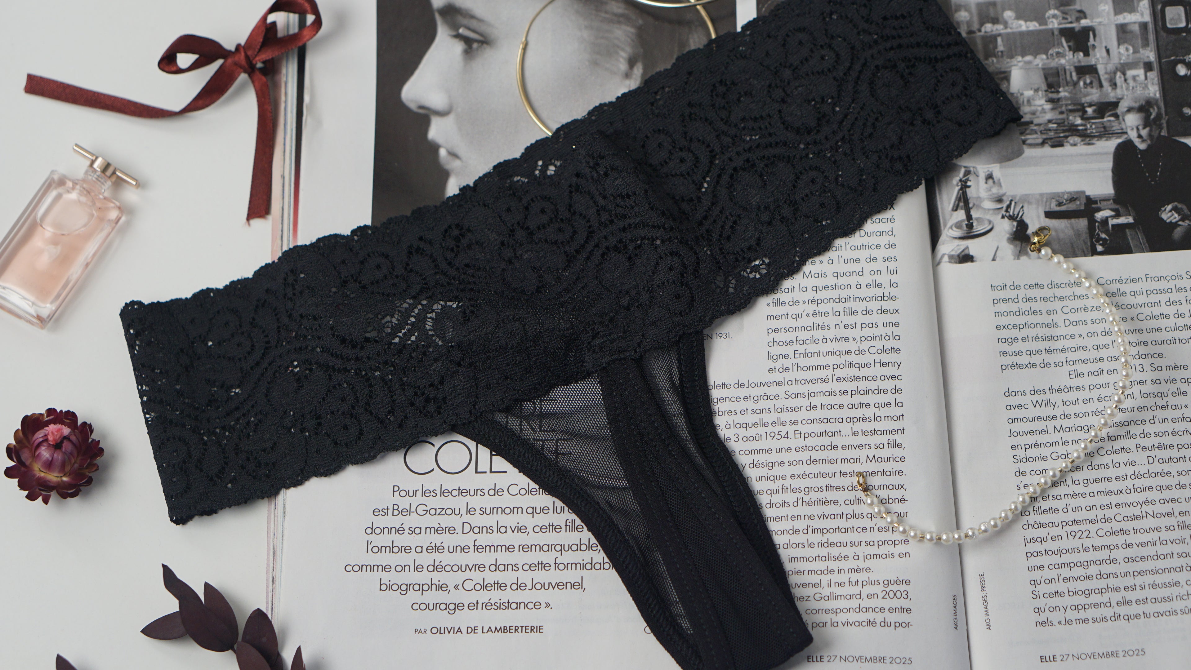 String Mary en dentelles