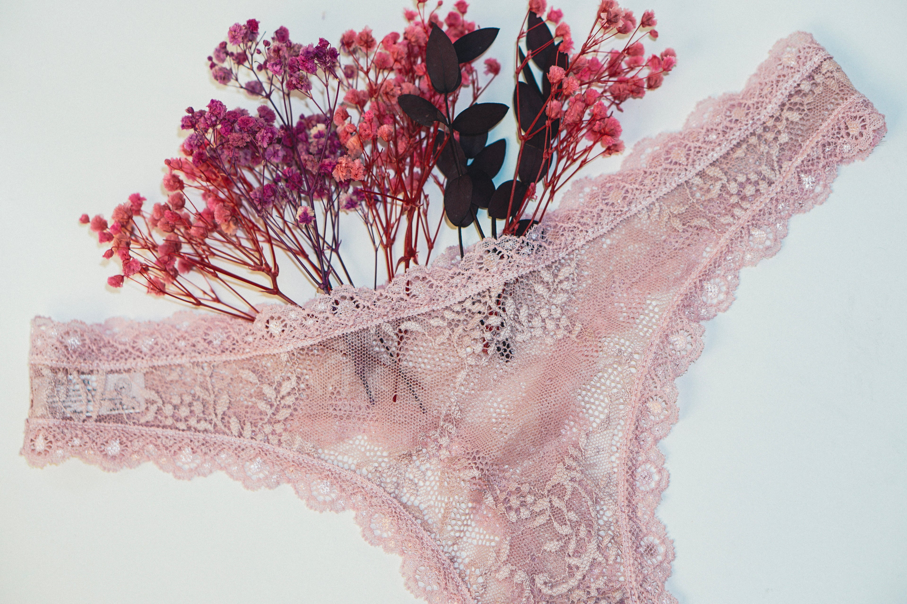 Panty String Soleil en dentelles